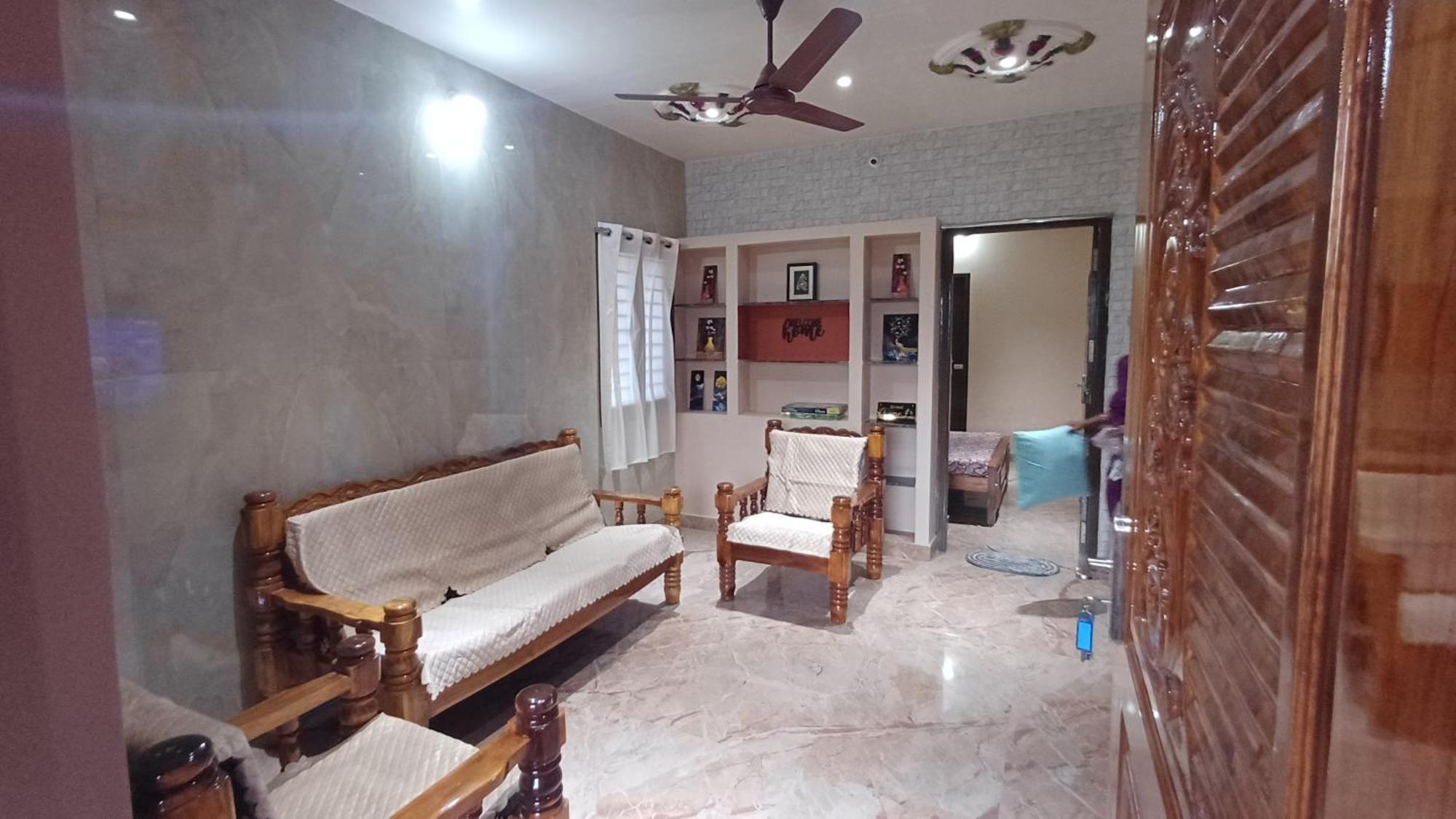 Shi'S Thulasi 2Bhk In Coimbatore Near To Karpagam College, Palakkad Highway, Rathinam College And More Exterior foto